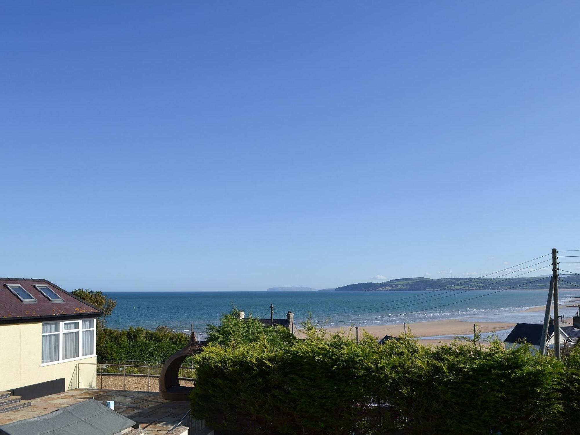 Beach Cottage Benllech Buitenkant foto